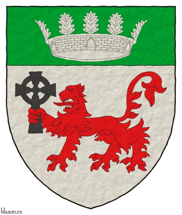 Escudo de plata, un len pasante de gules, teniendo en su diestra una cruz celta se sable, en un jefe de sinople, una corona mural con cinco hojas de roble visibles de plata.