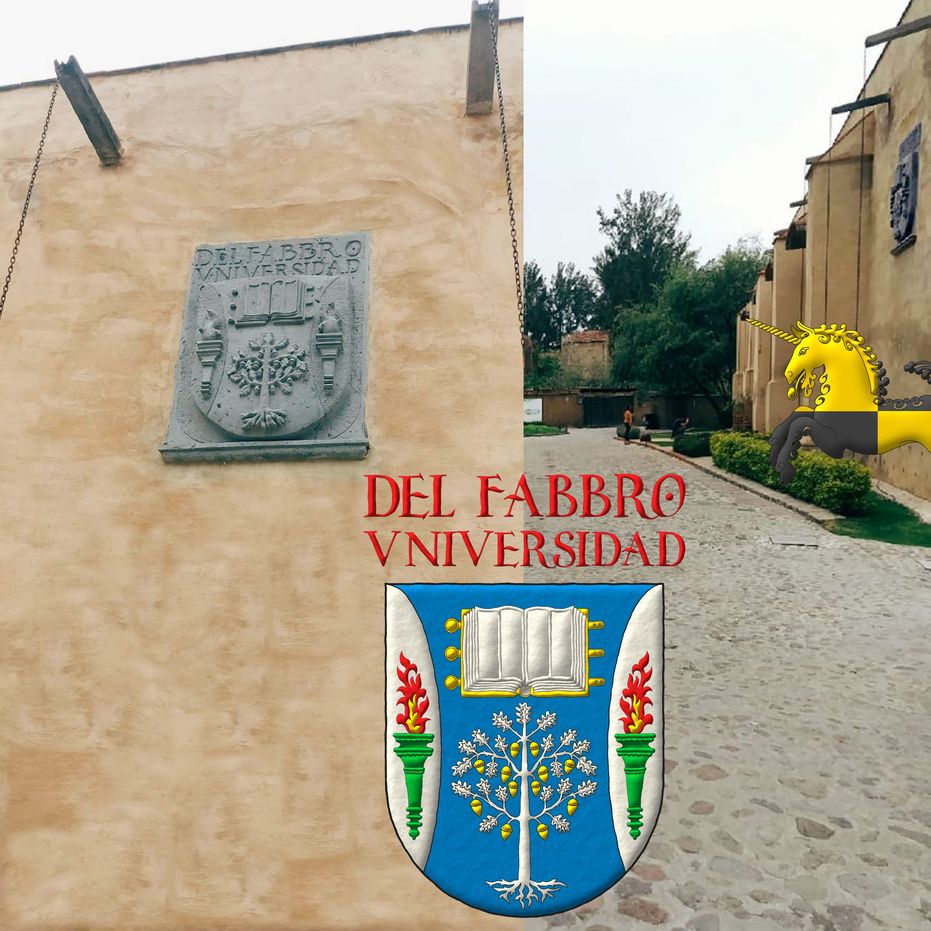 Escudo de azur, flanqueado curvo de plata: en jefe, un libro abierto de oro, hojado de plata; en punta, un roble arrancado de plata, frutado de oro; en cada flanco, una antorcha de sinople, encendida al natural. Lema sobre el escudo: Del Fabbro Universidad de gules.