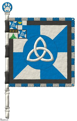 Escudo gironado de azur y plata, un roel de azur, cargado de una triquetra de plata; una bordura de sable; un cant�n cuartelado: 1� y 4� gironado de azur y plata, un roel de azur, cargado de una triquetra de plata; una bordura de sable; 2o cuartelado de azur y plata, en el cuartel 1o, un pel�cano desplegado de oro; 3o de plata cortinado curvil�neo de sinople sembrado de cruces clech� de plata, en un jefe de sable, tres crismones de oro.